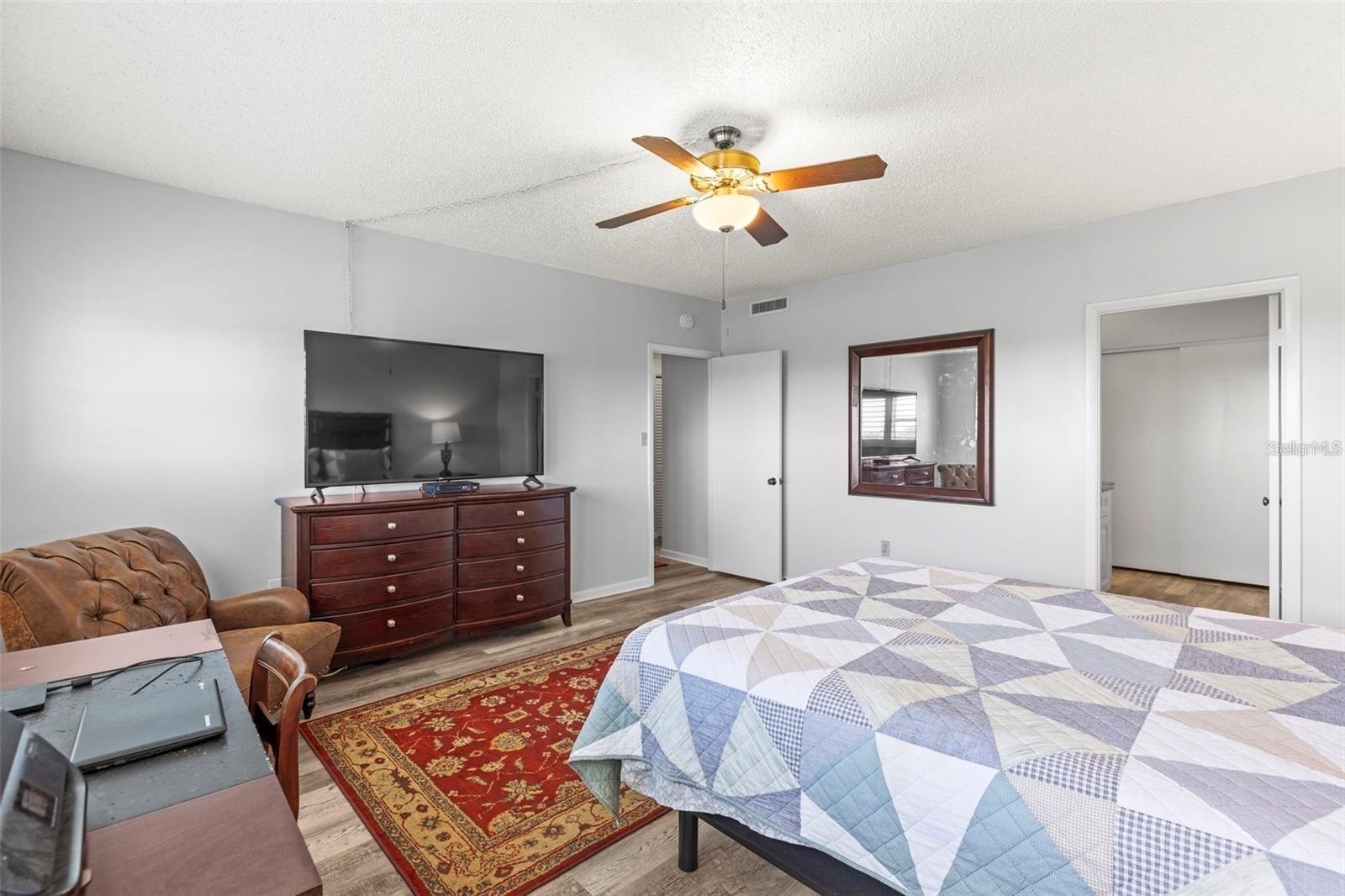 HARBOR OAKS PLACE CONDO - Residential Lease