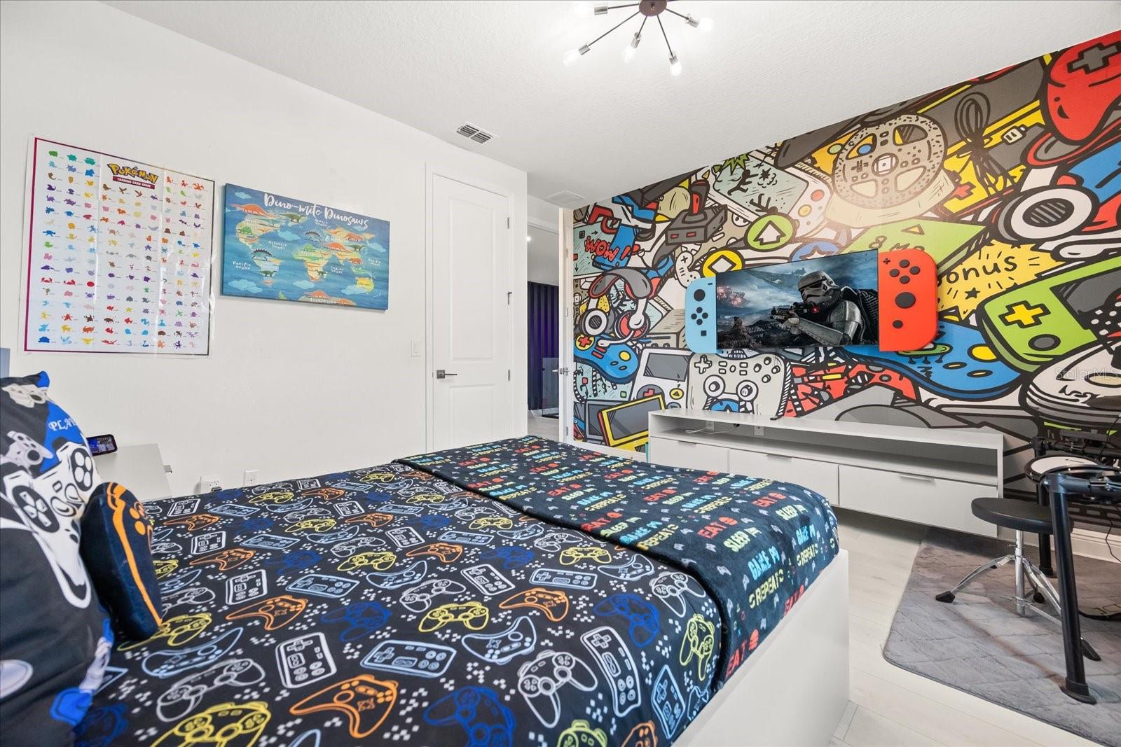 ESTATES/PARKSIDE - Residential