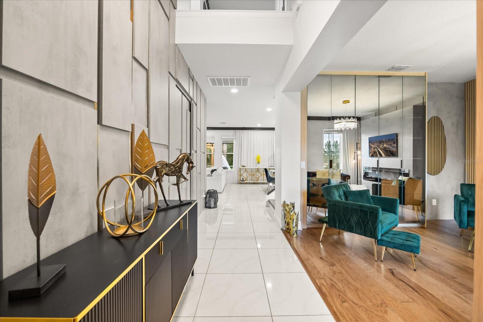 8109 LUDINGTON CIRCLE