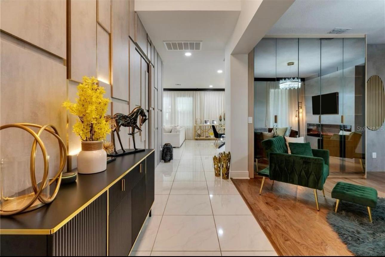 8109 LUDINGTON CIRCLE