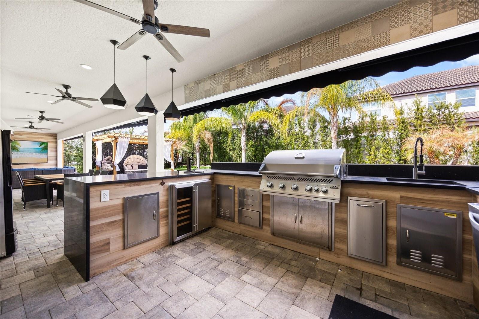 ESTATES/PARKSIDE - Residential