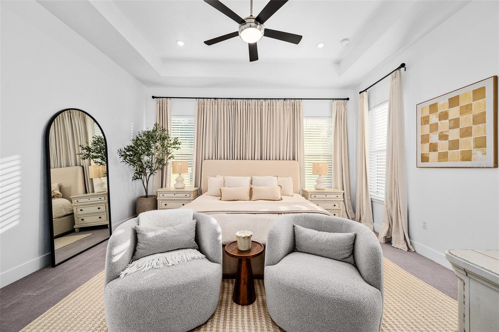 GLORIAS WAY - Residential