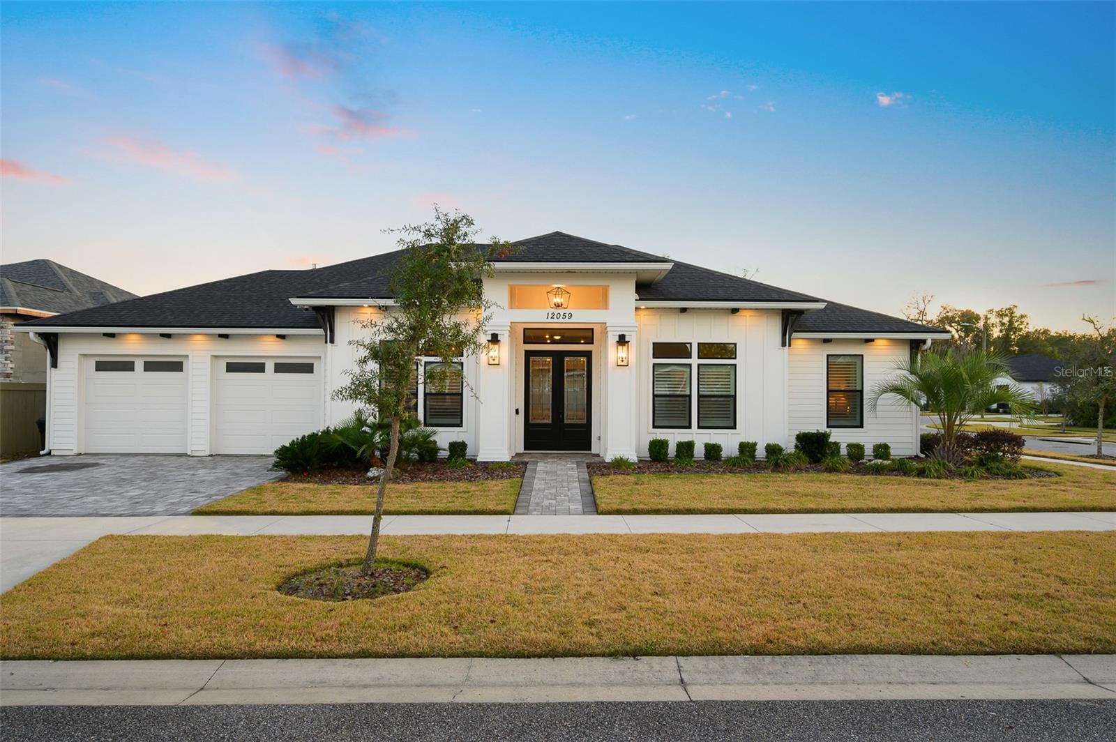 GLORIAS WAY - Residential