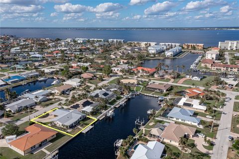 A home in PUNTA GORDA