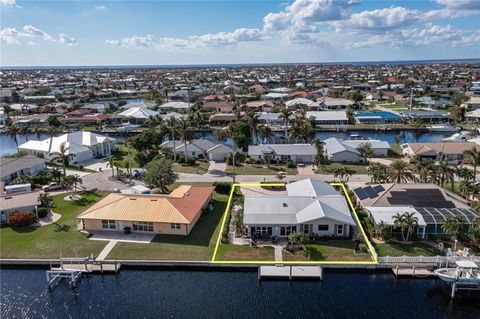 A home in PUNTA GORDA