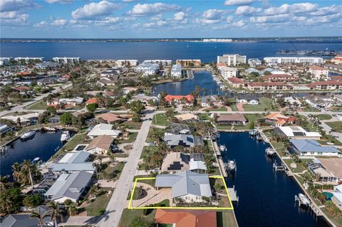 A home in PUNTA GORDA