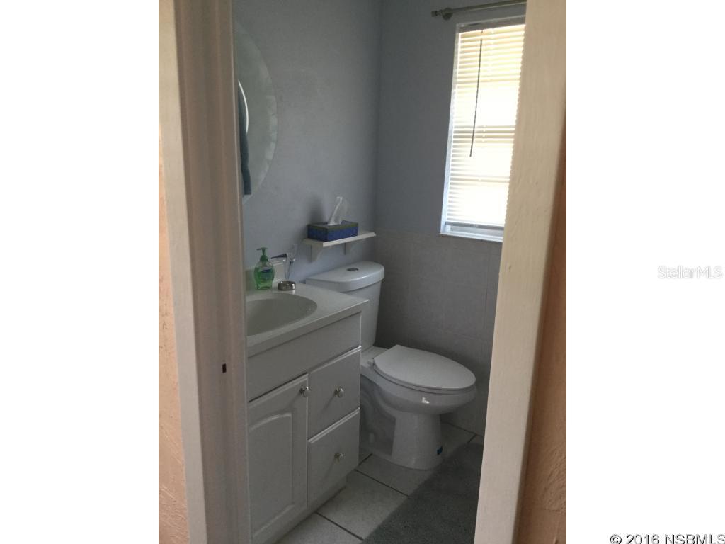 Holly Manor - Residential