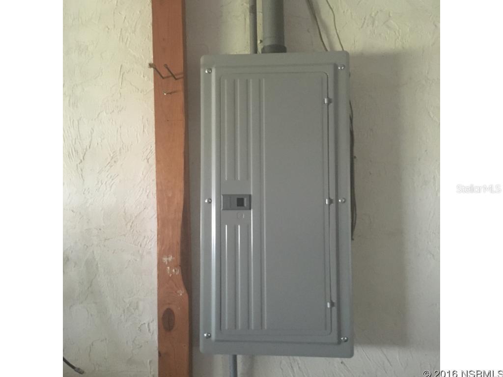 Holly Manor - Residential