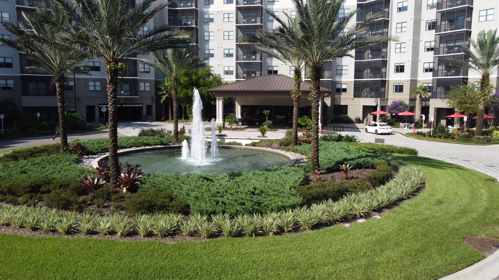 14501 GROVE RESORT AVENUE 3704