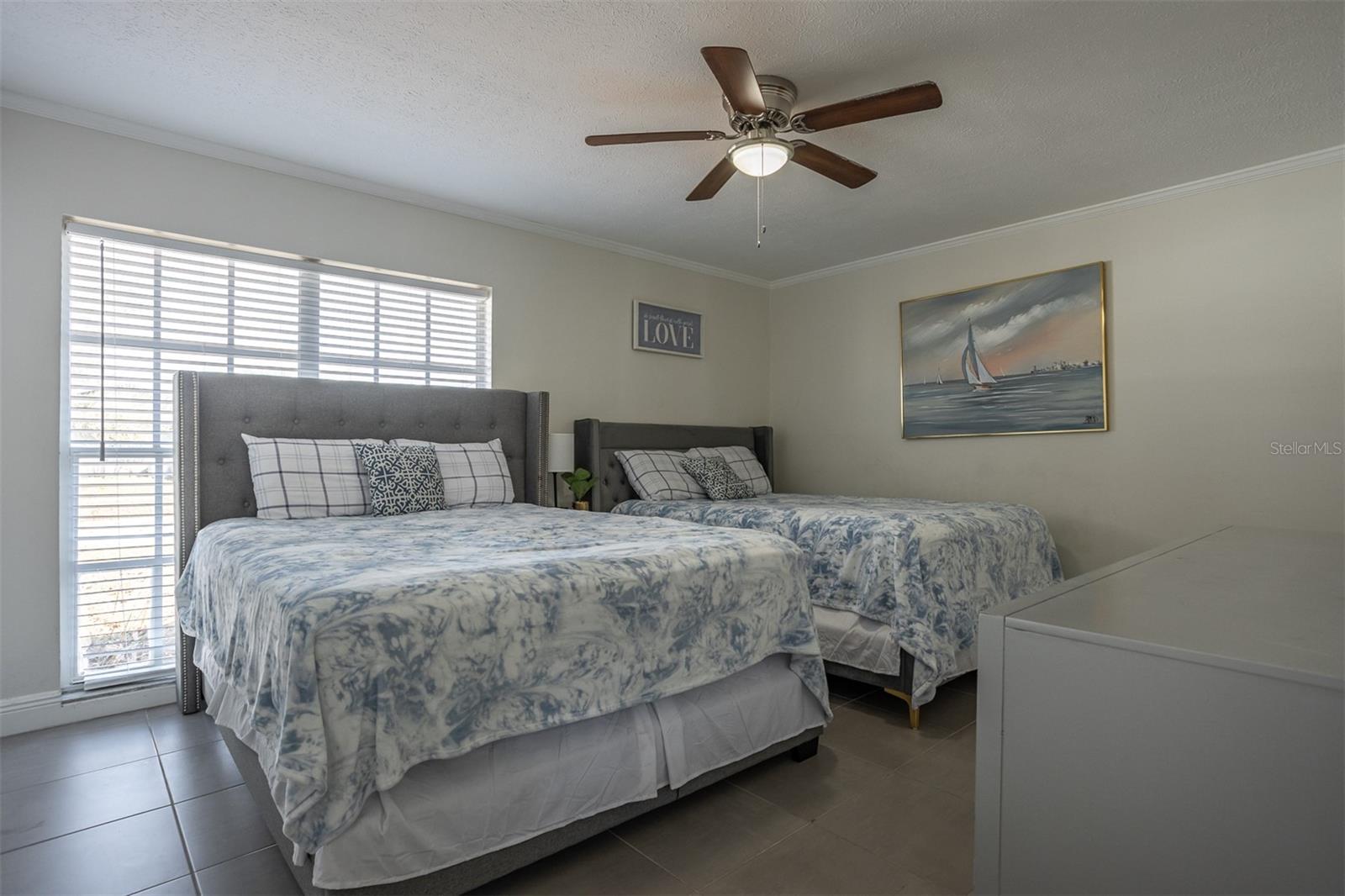 THE GROVES NORTH - Residential