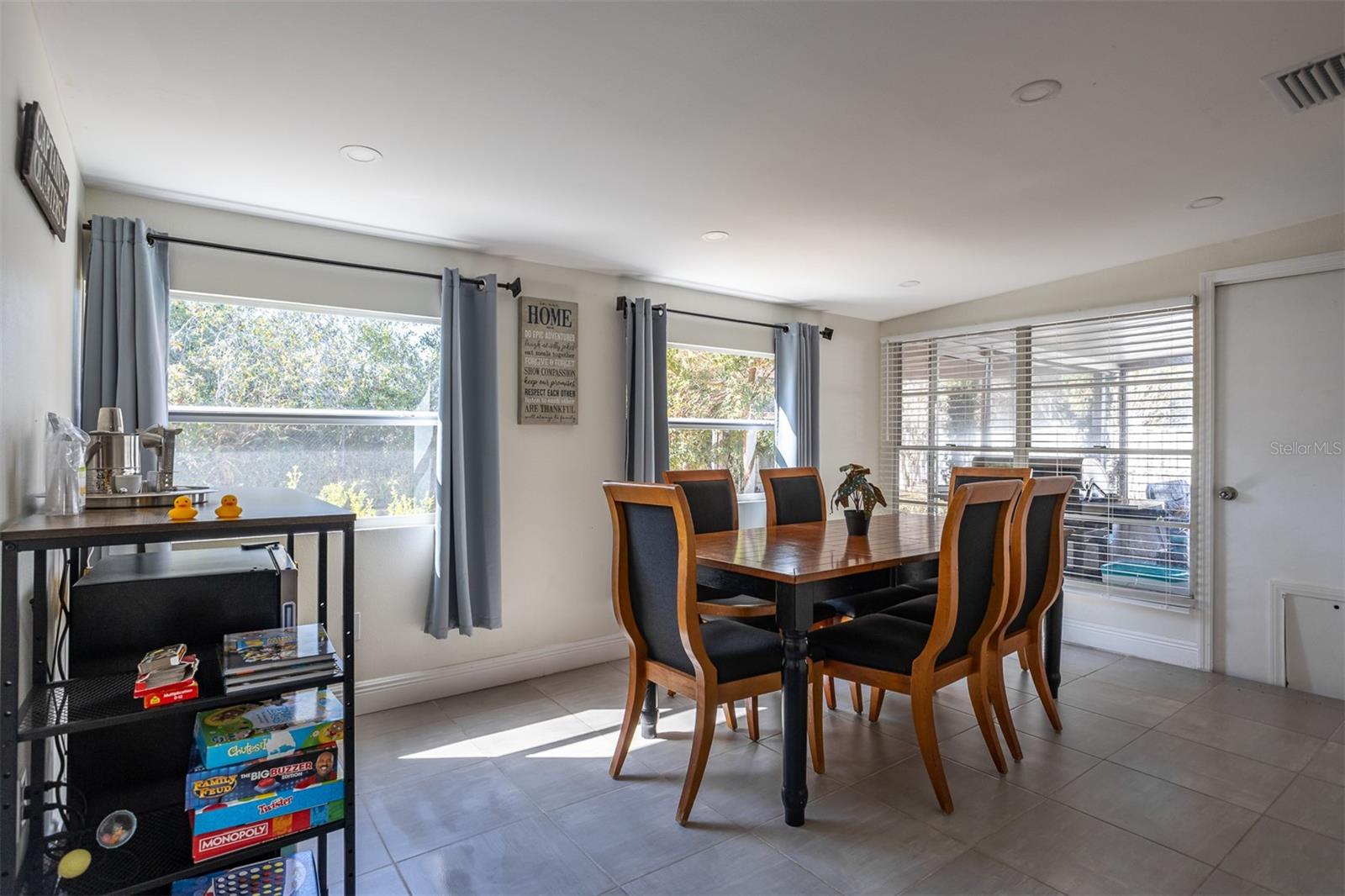 THE GROVES NORTH - Residential