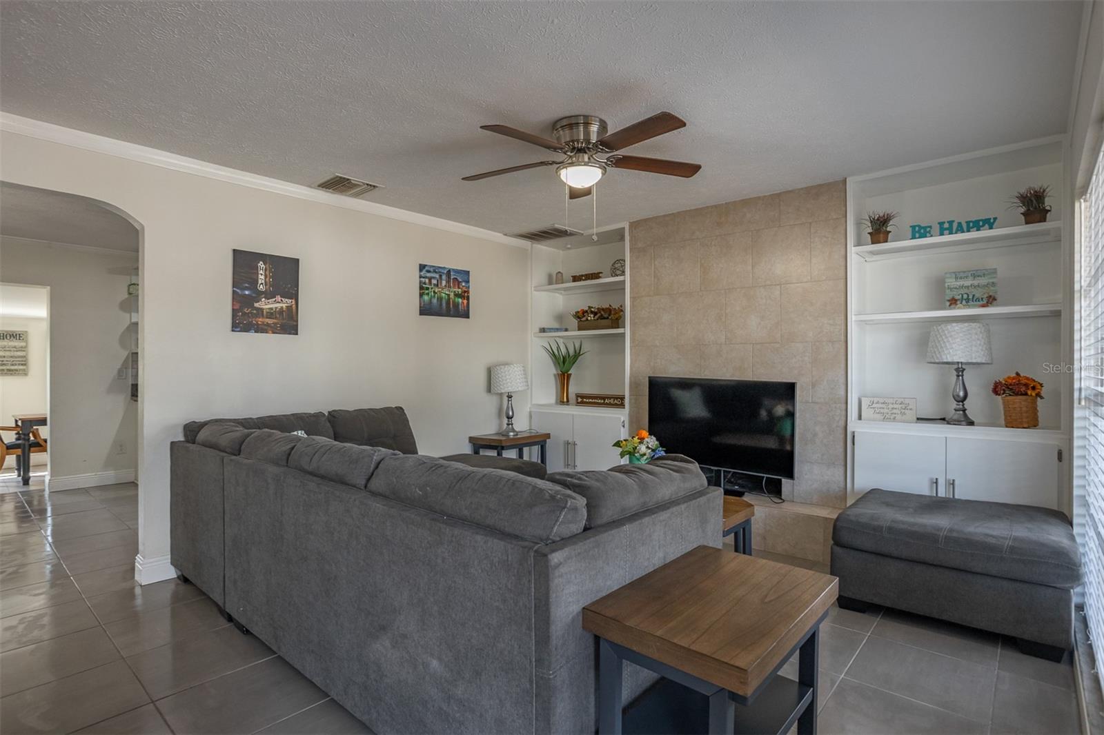 THE GROVES NORTH - Residential