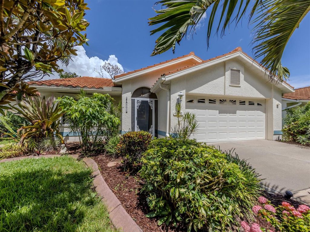 Photo of 4176 Summertree Road, Venice, FL 34293 (MLS # N6139457)