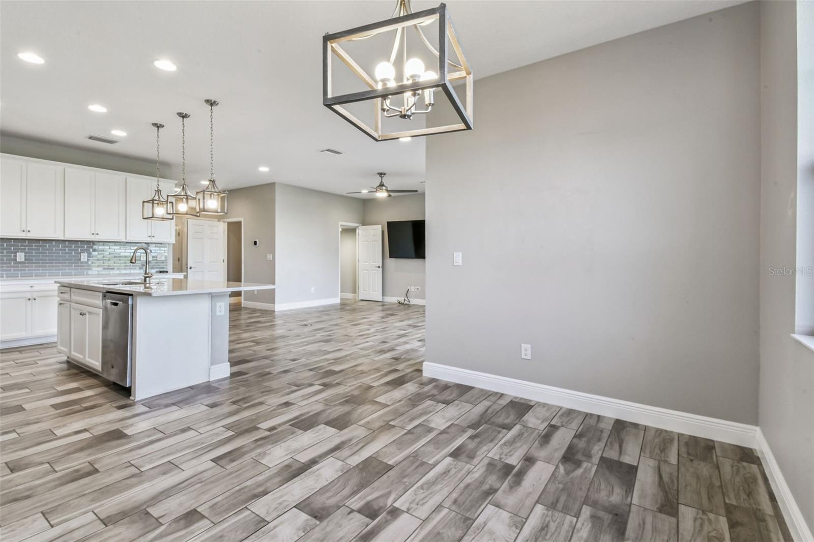 B AND D HAWKSTONE PHASE I - Residential