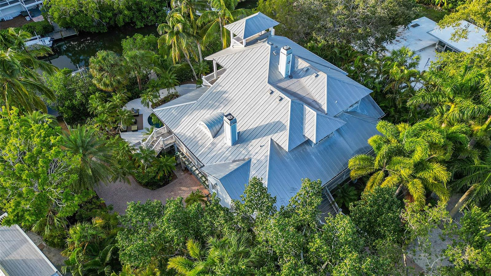 VACATED GULF AVE - Residential