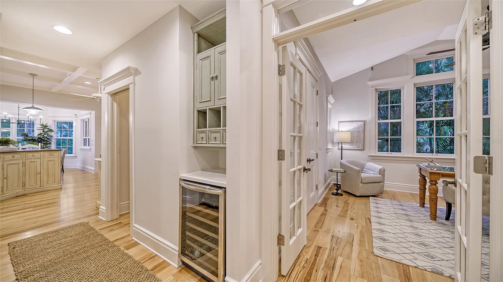 VACATED GULF AVE - Residential