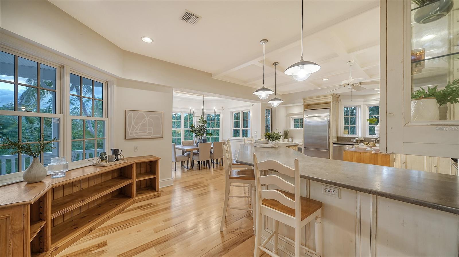 VACATED GULF AVE - Residential