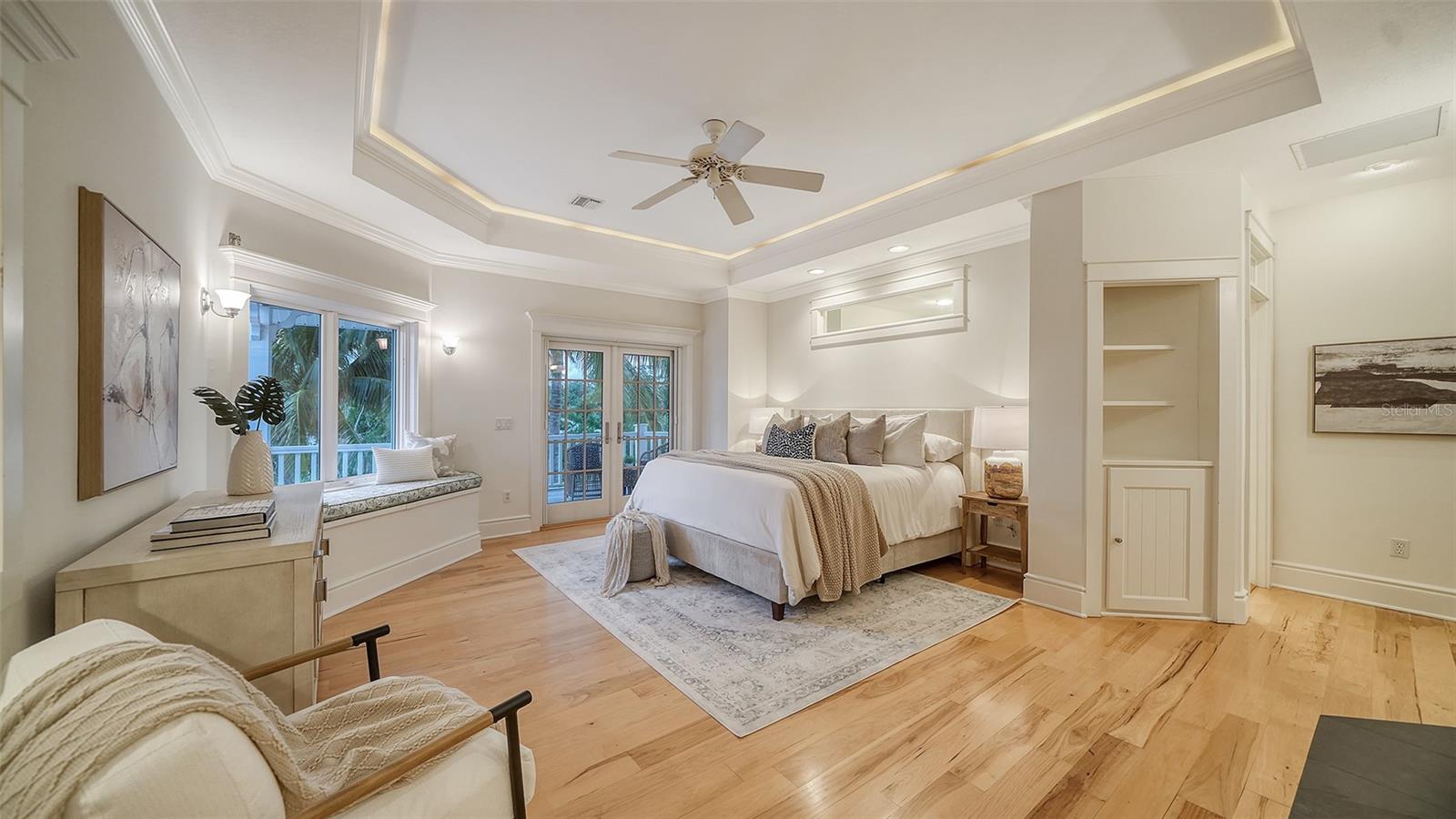 VACATED GULF AVE - Residential