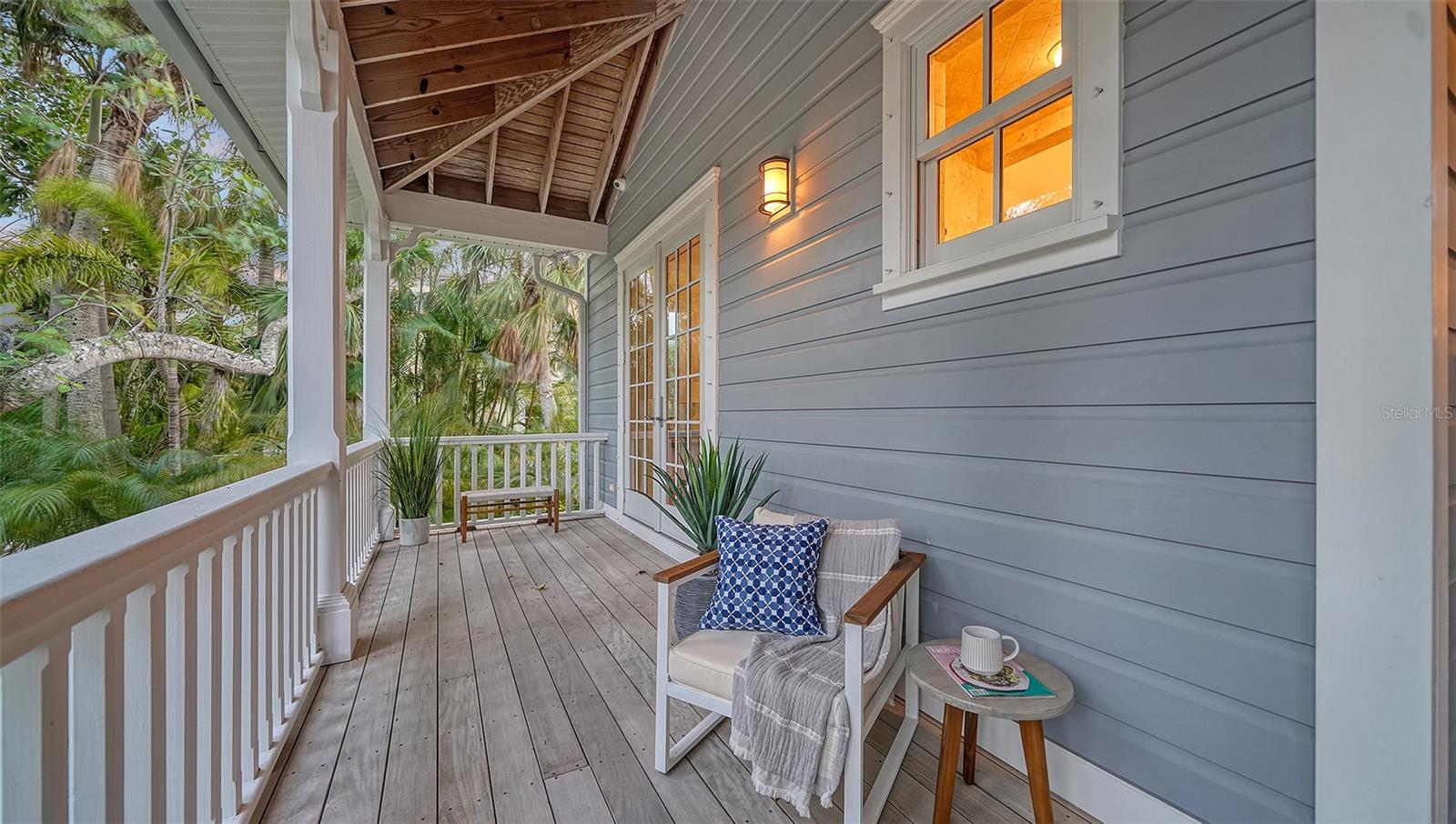 VACATED GULF AVE - Residential