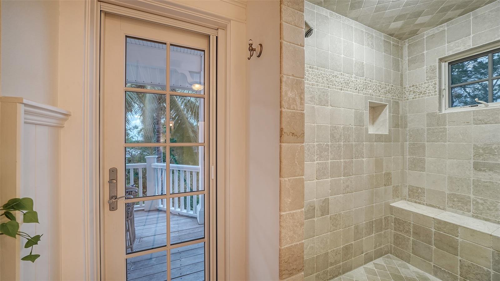 VACATED GULF AVE - Residential