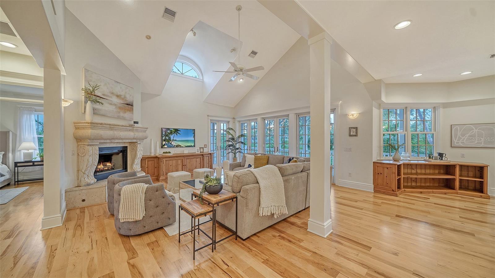 VACATED GULF AVE - Residential