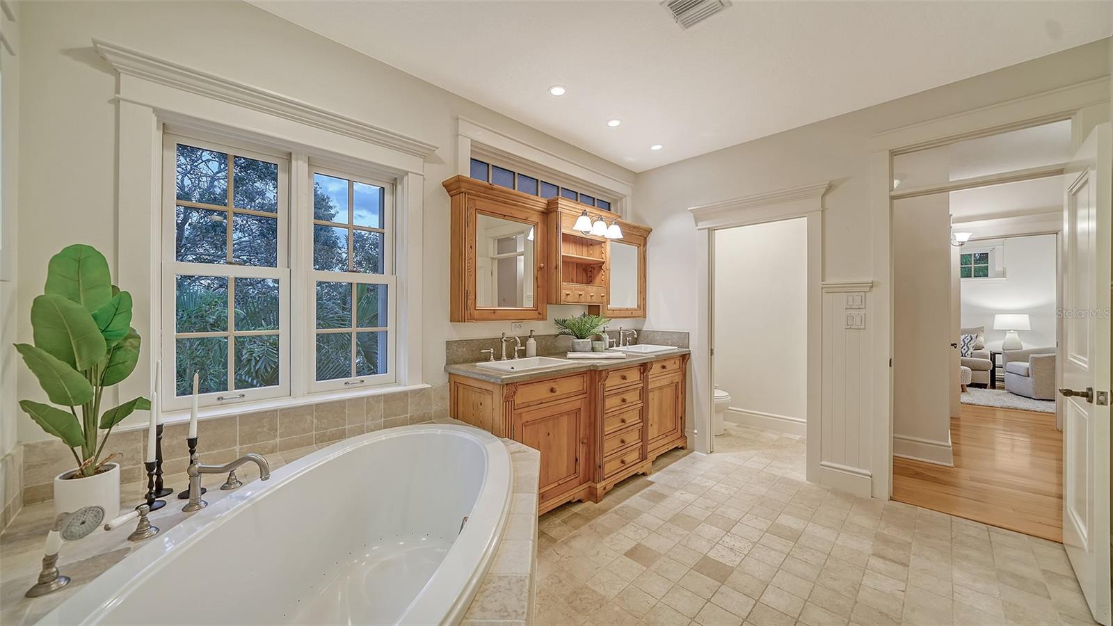 VACATED GULF AVE - Residential