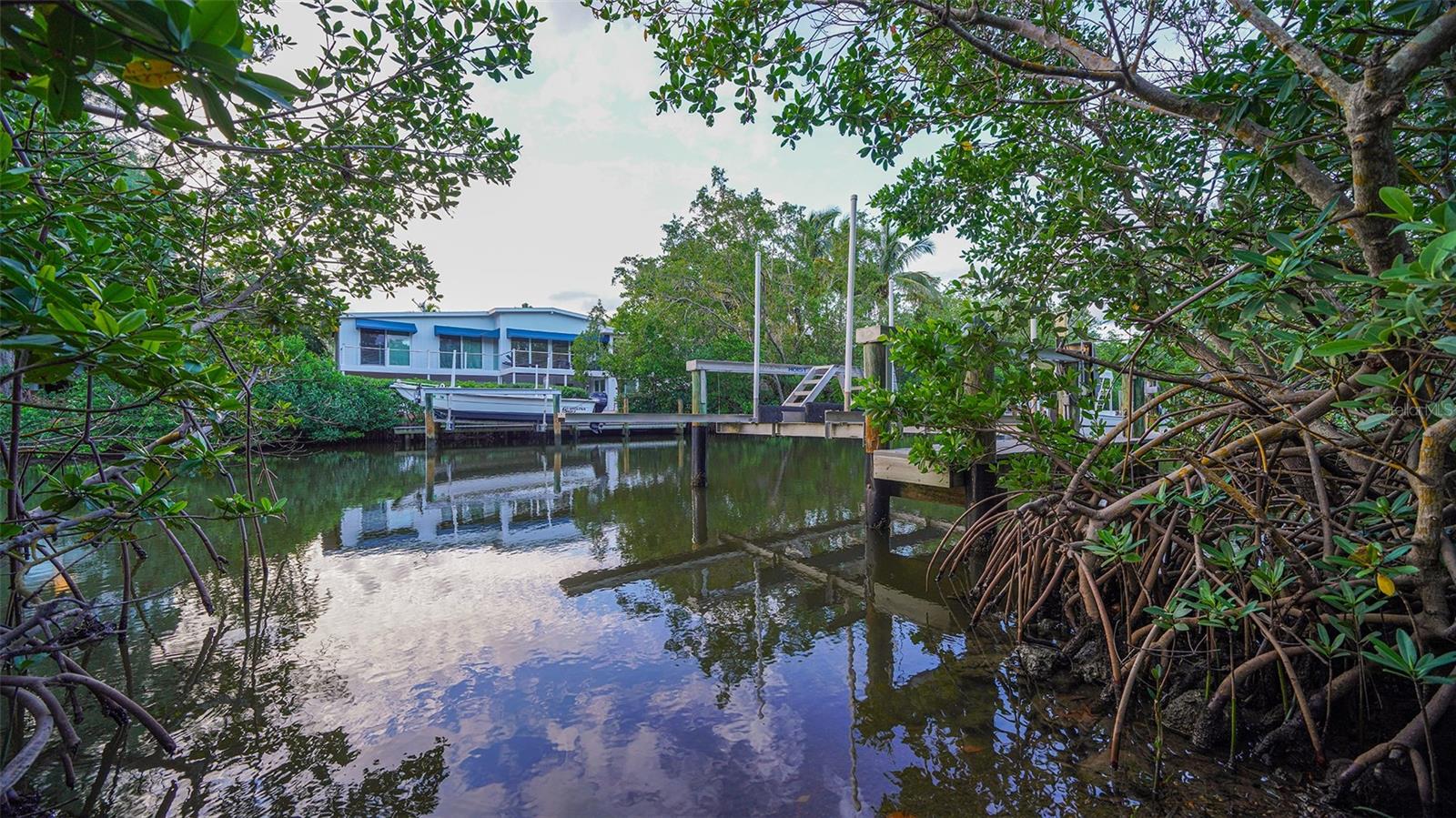 VACATED GULF AVE - Residential