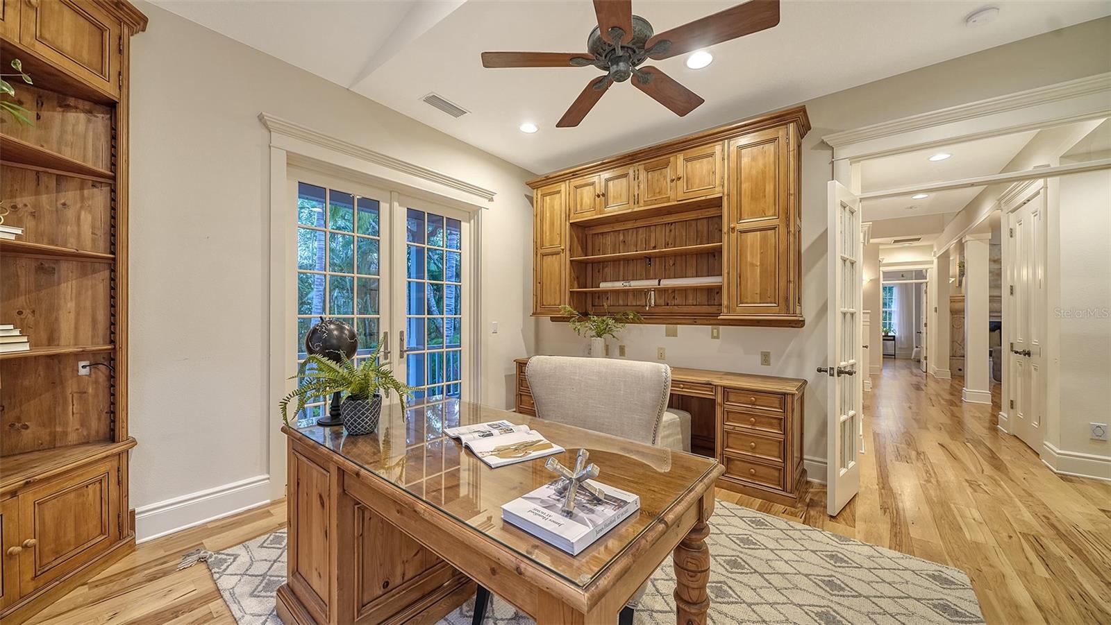 VACATED GULF AVE - Residential