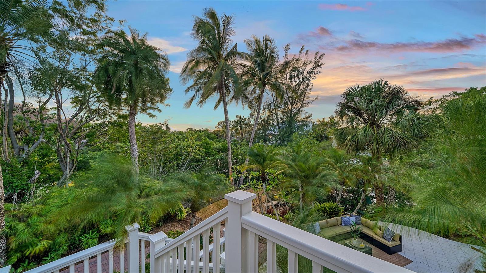 VACATED GULF AVE - Residential