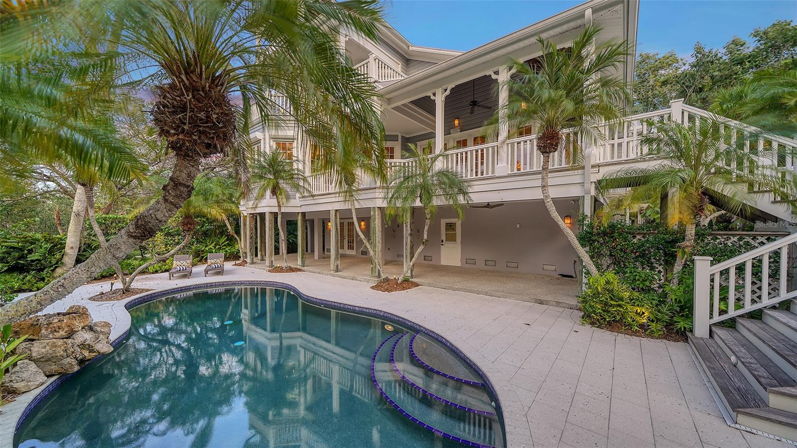 VACATED GULF AVE - Residential