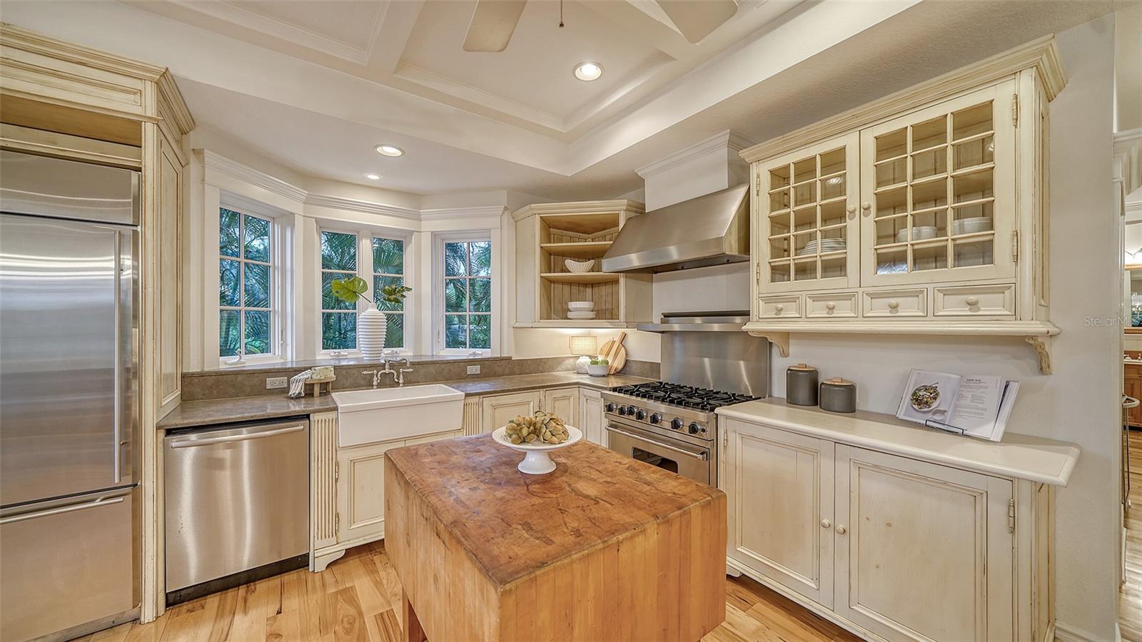 VACATED GULF AVE - Residential