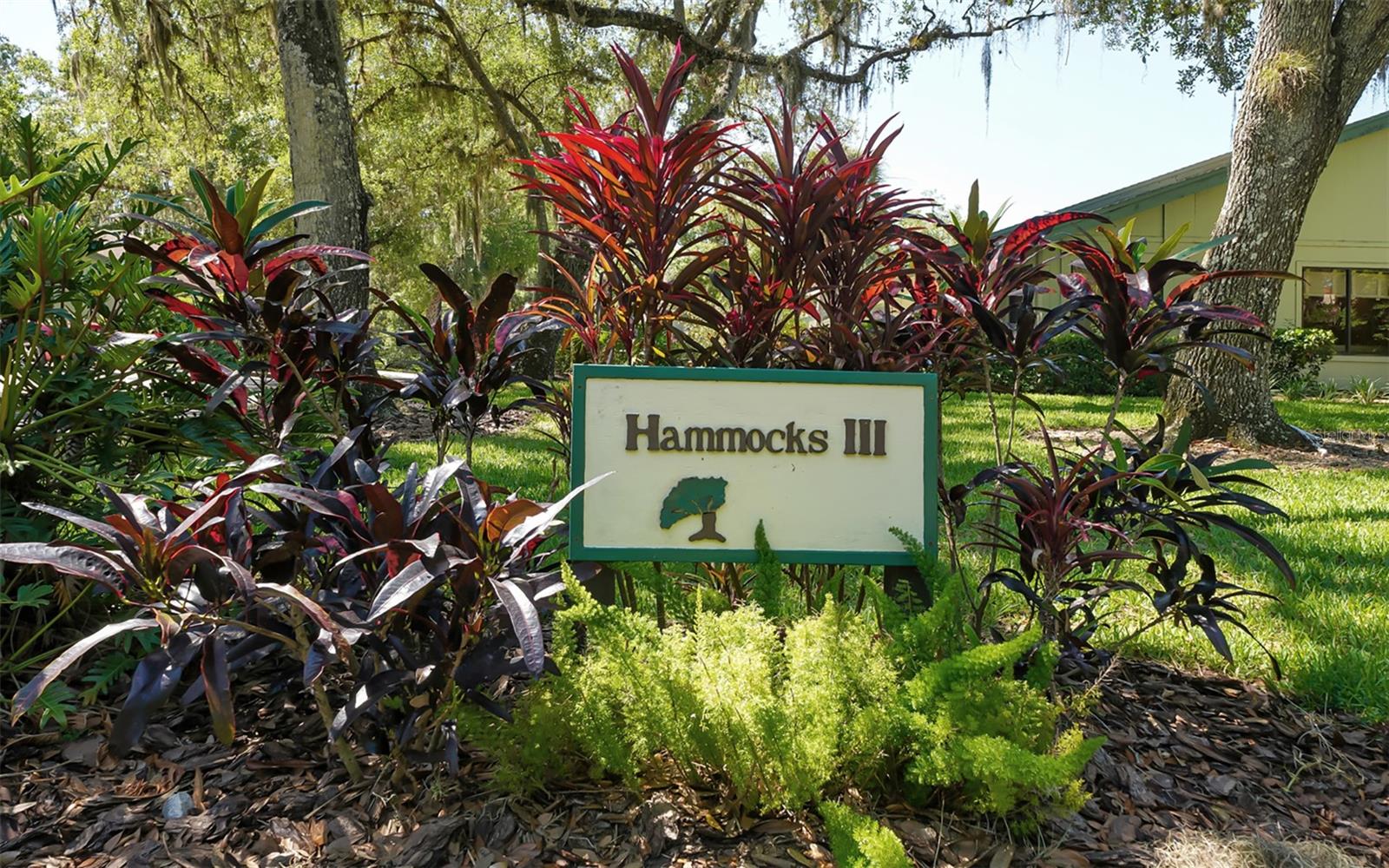 HAMMOCKS III - Residential