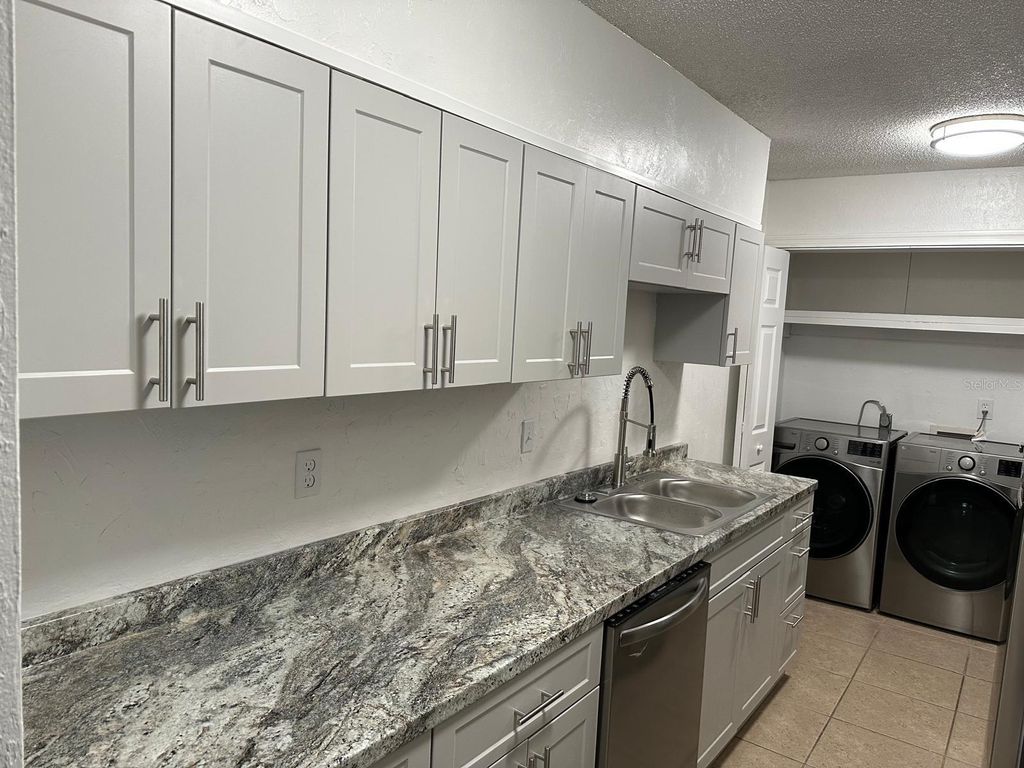 Photo of 6519 W Newberry Road #911, Gainesville, FL 32605 (MLS # GC536829)