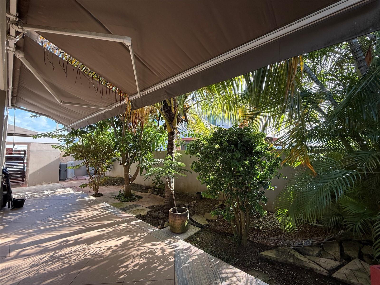 PASEO REAL - Residential