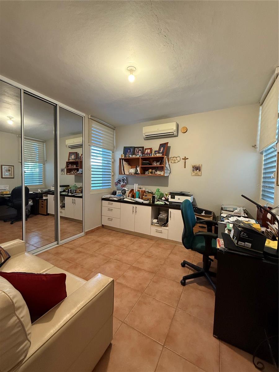PASEO REAL - Residential