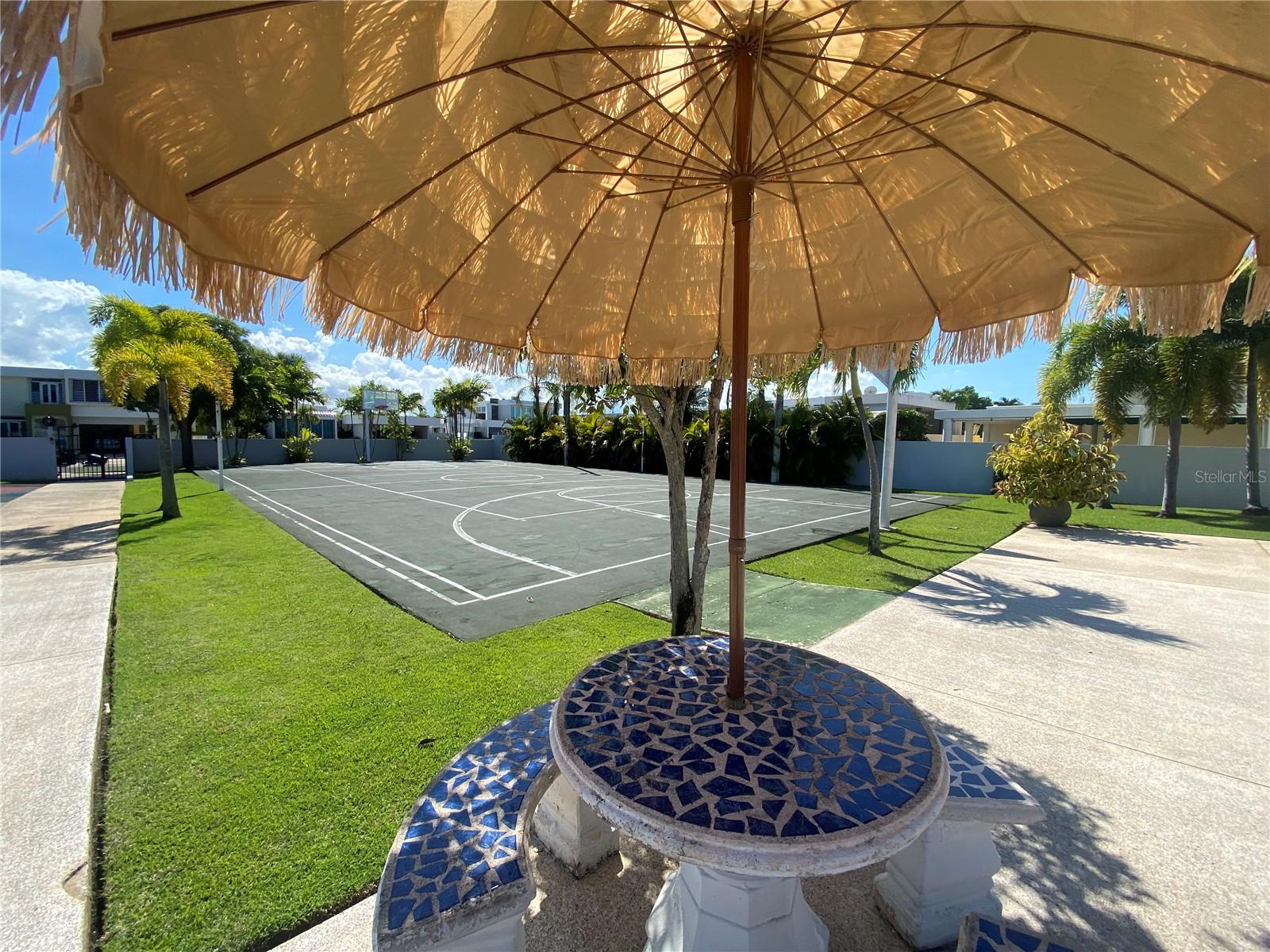 PASEO REAL - Residential