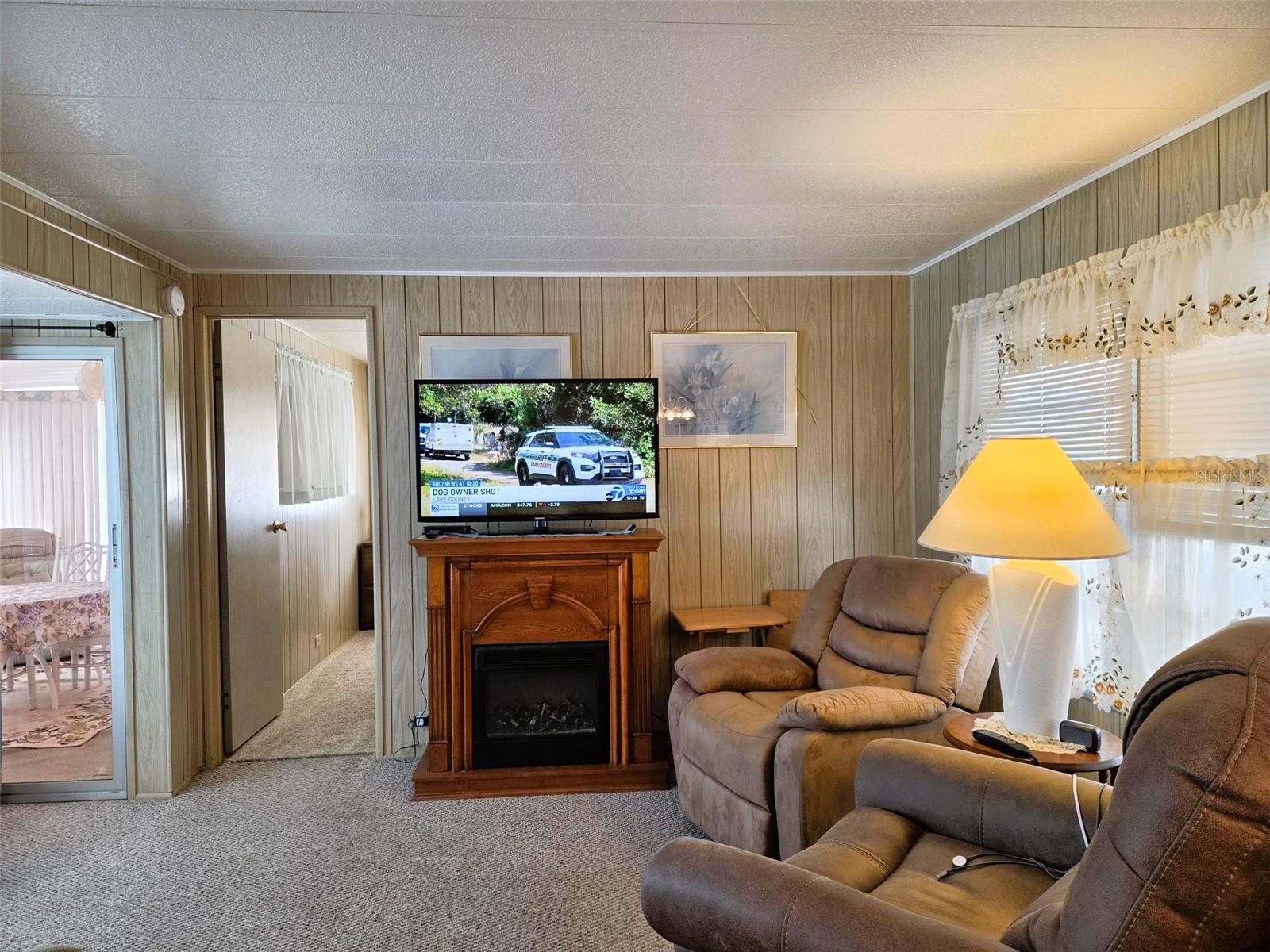 OAKWOOD MANOR - Residential