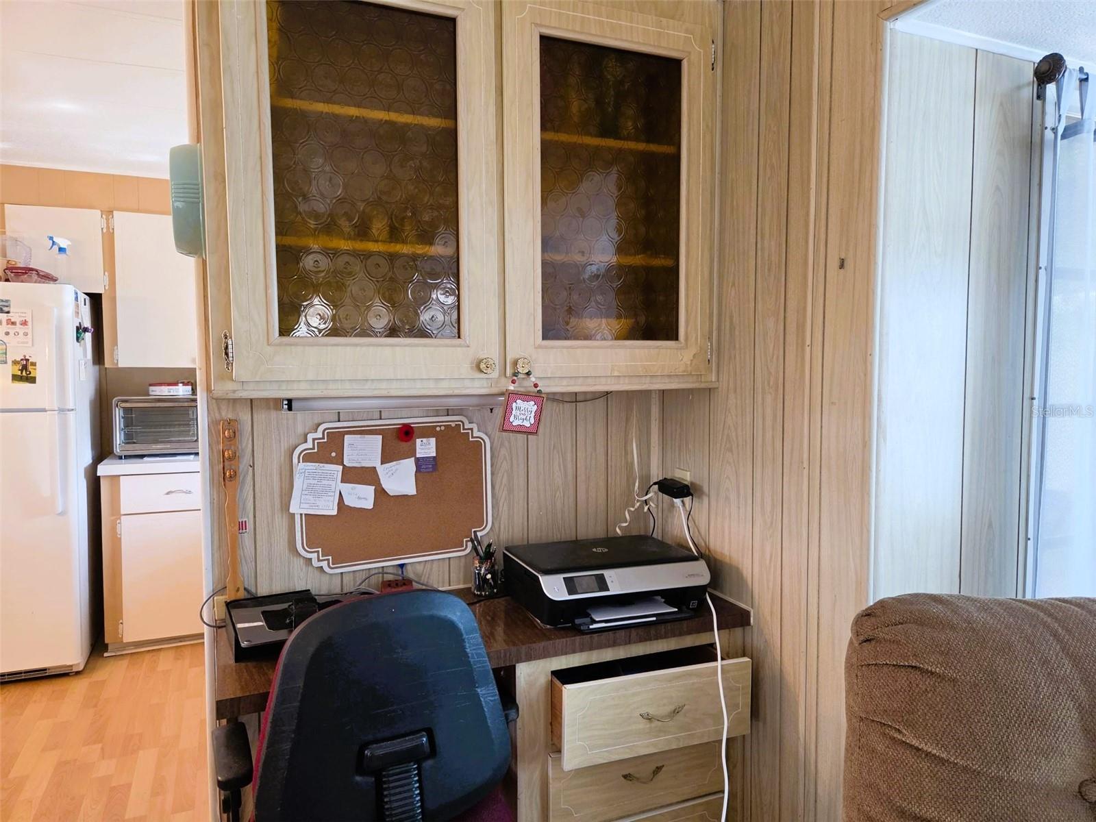 OAKWOOD MANOR - Residential