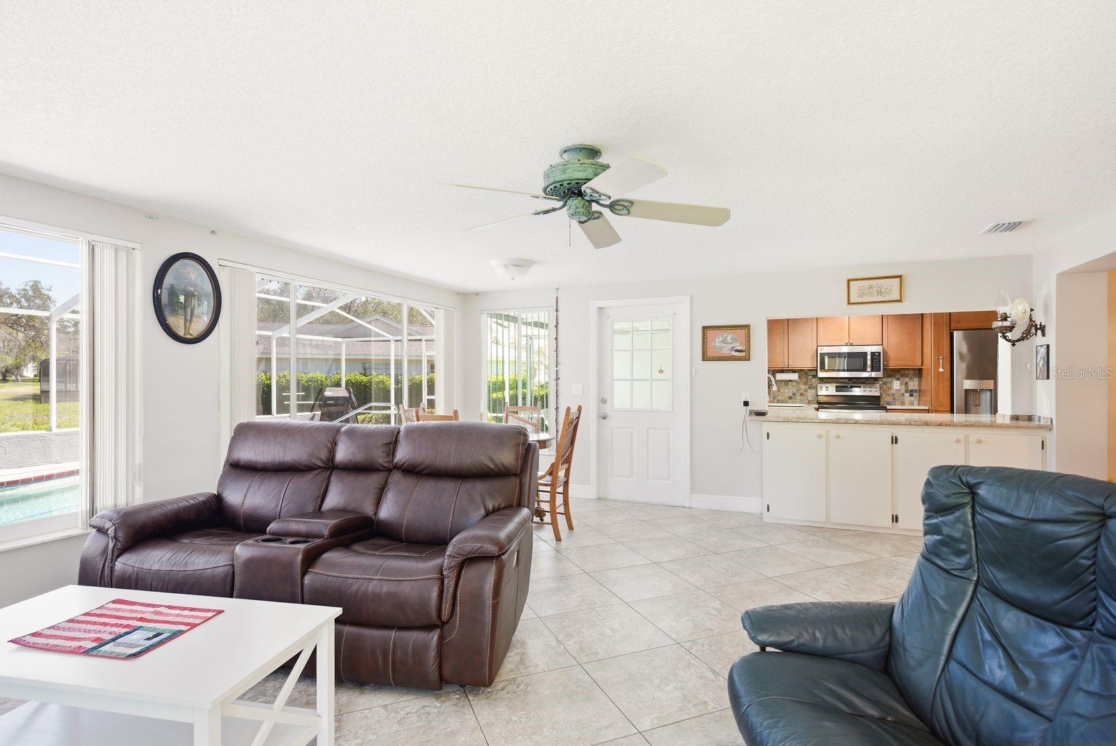 BEACON WOODS VILLAGE - Residential