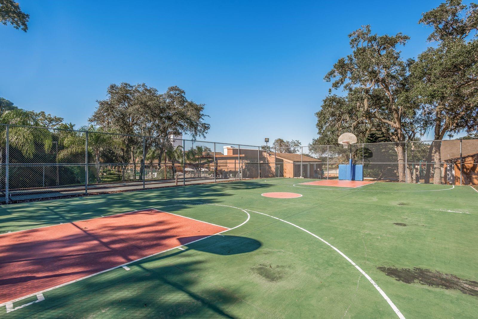 BEACON WOODS VILLAGE - Residential