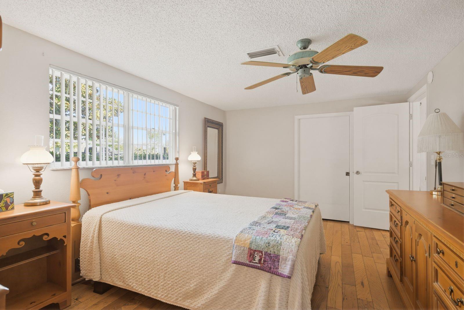 BEACON WOODS VILLAGE - Residential