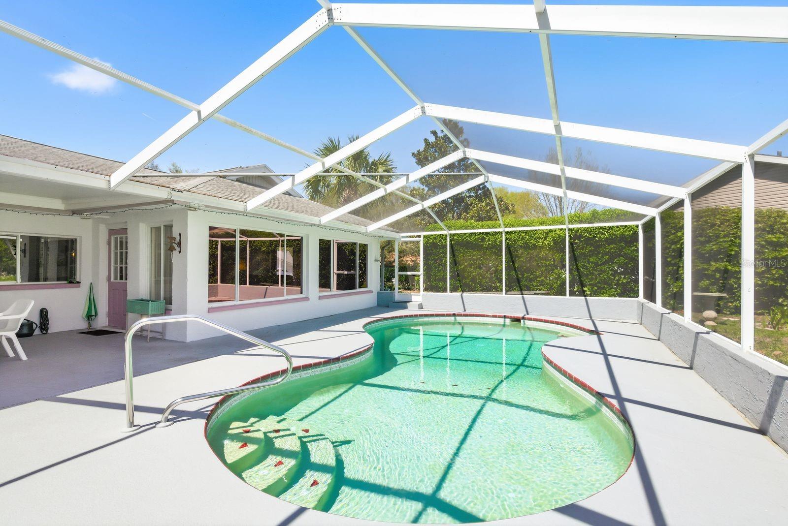 BEACON WOODS VILLAGE - Residential