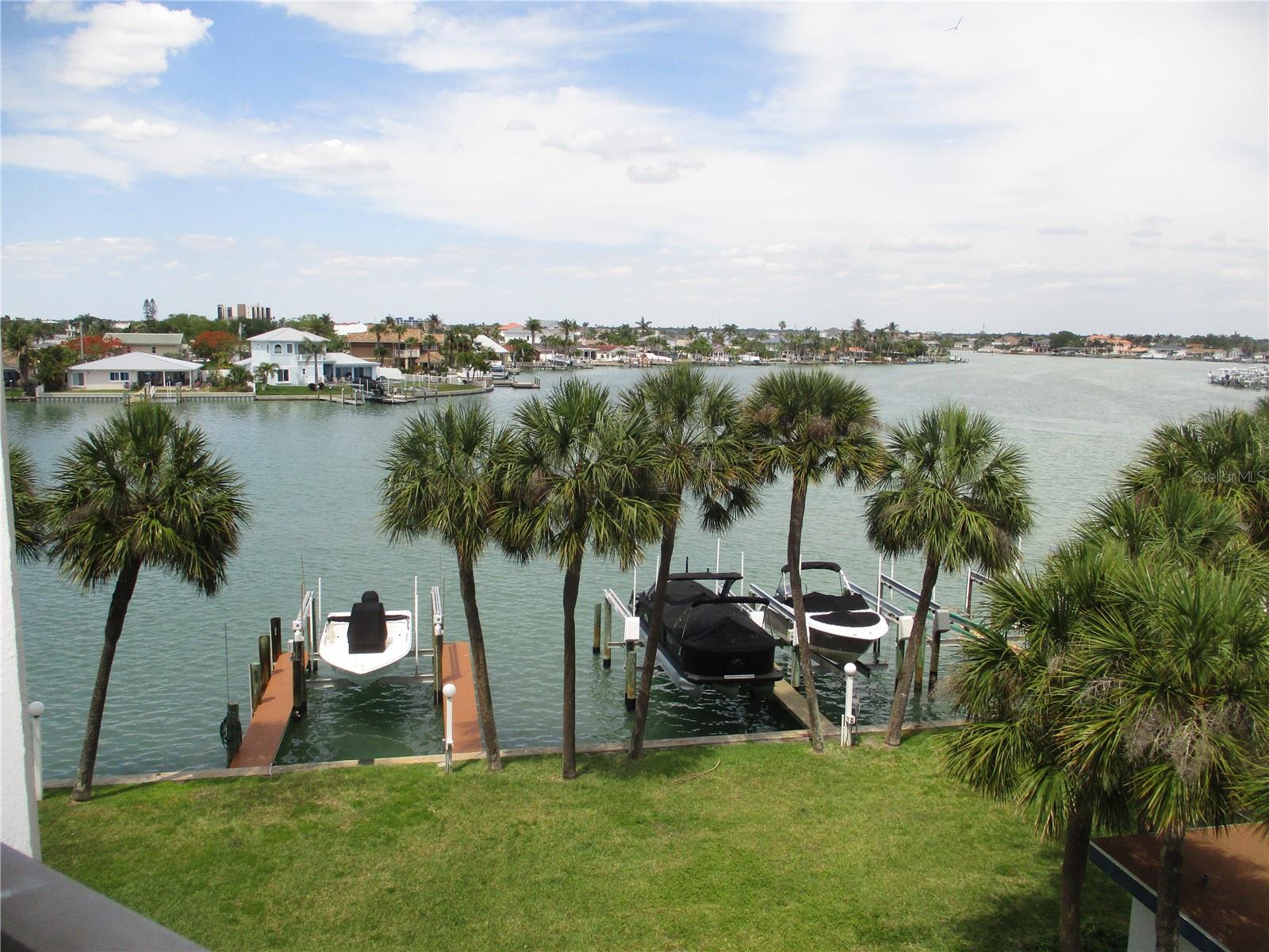 BLIND PASS LAGOONS CONDO - Residential