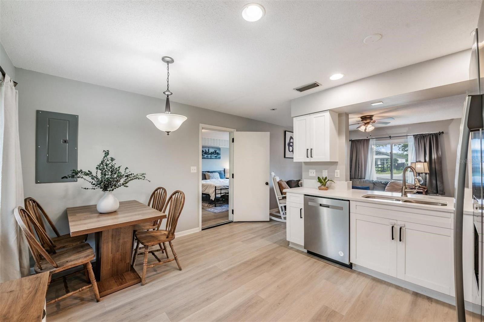 DOSSEY J W - Residential