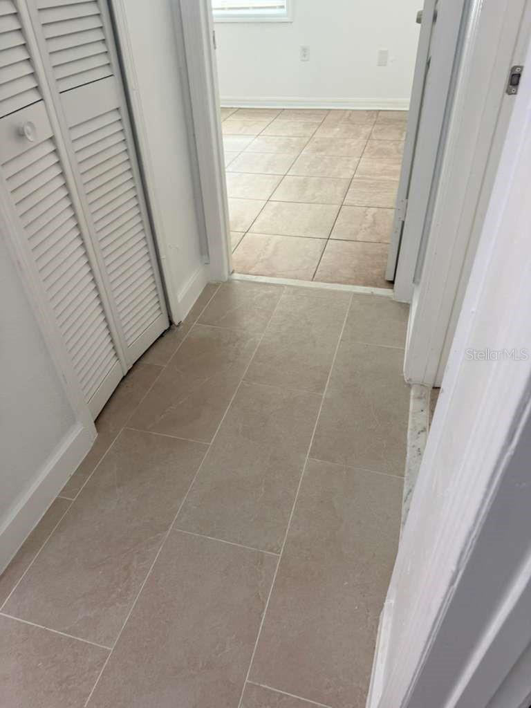 METRO/MICHIGAN PARK CONDO - Residential Lease