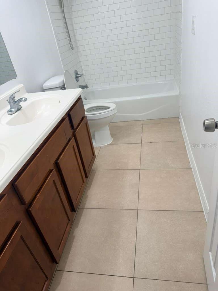 METRO/MICHIGAN PARK CONDO - Residential Lease