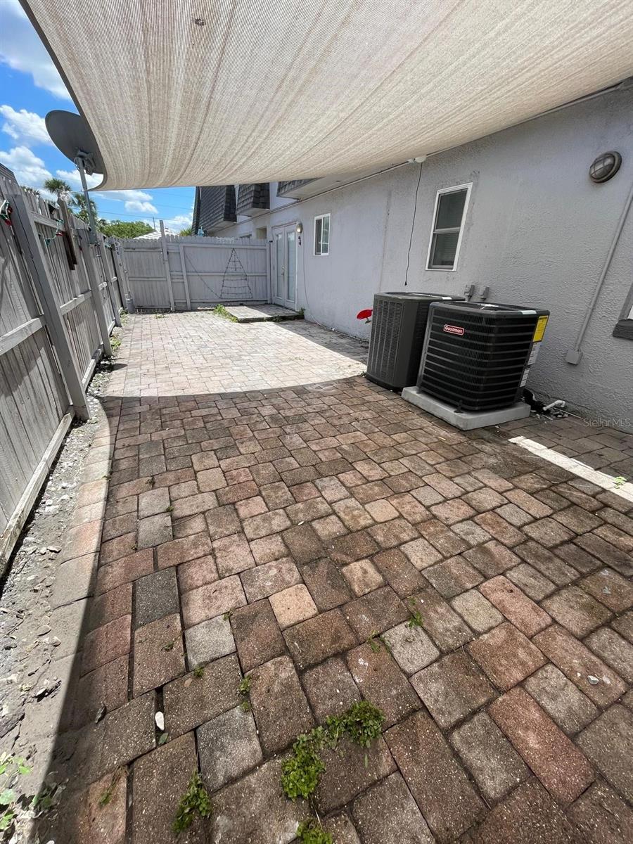 METRO/MICHIGAN PARK CONDO - Residential Lease