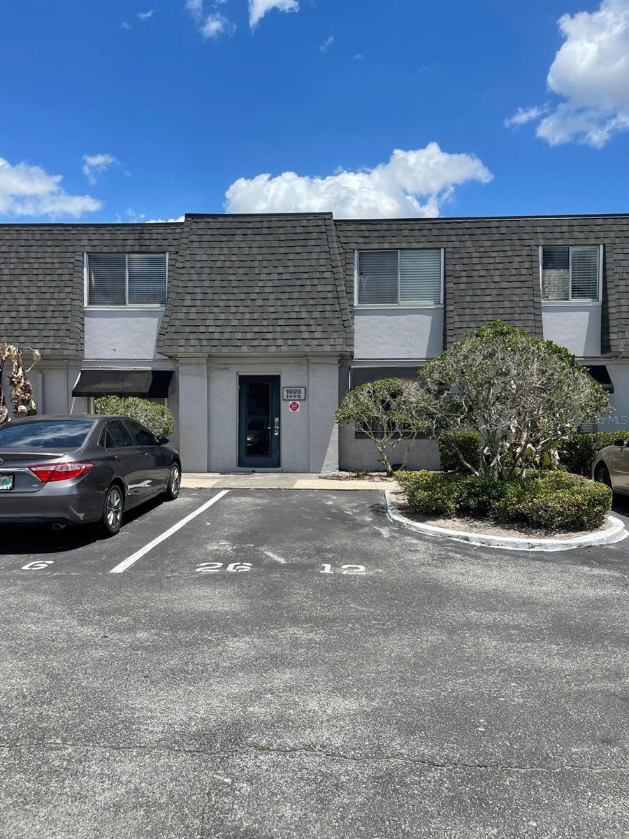 METRO/MICHIGAN PARK CONDO - Residential Lease