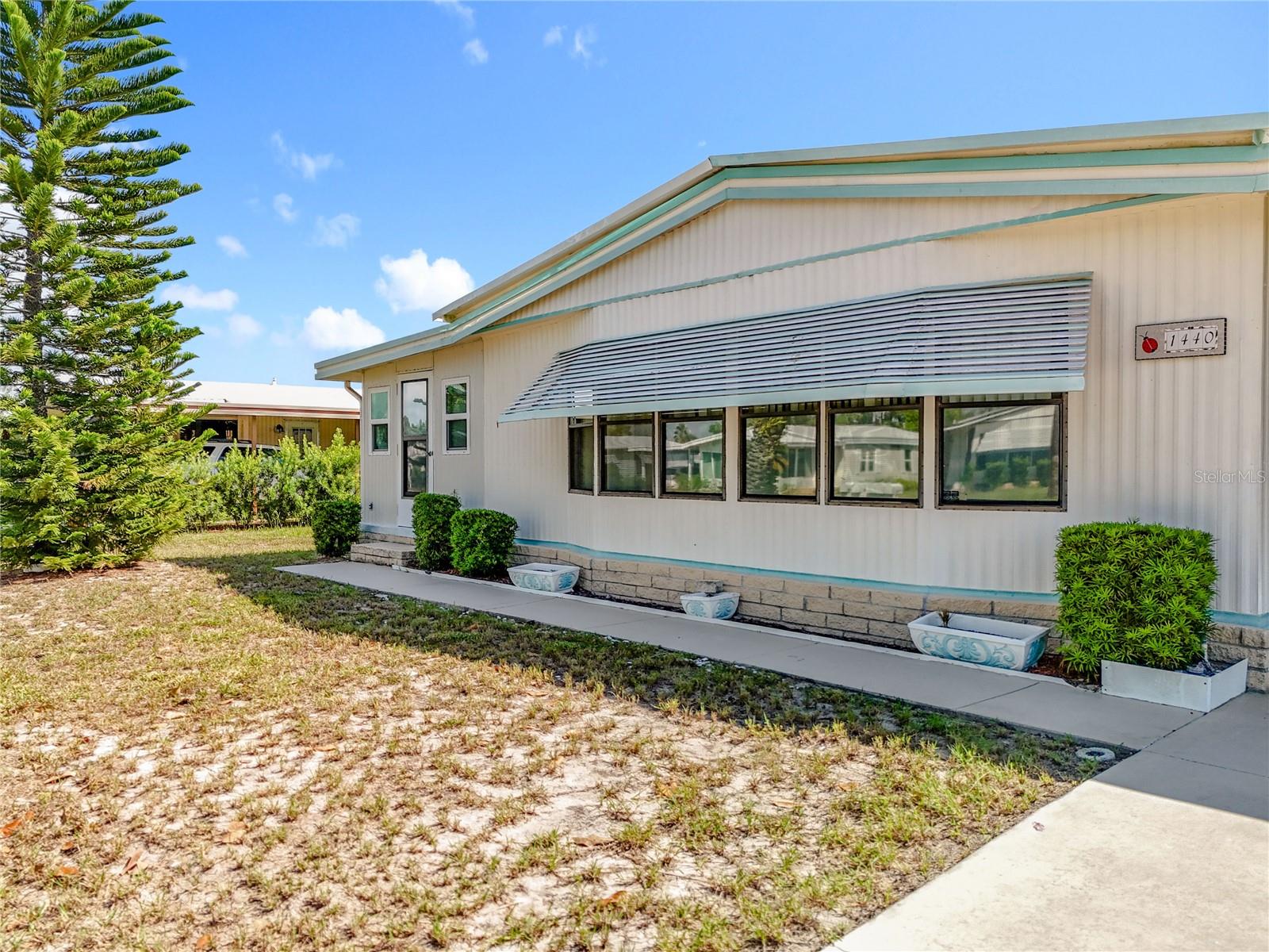 LAKE FRANCES ESTATE - Residential