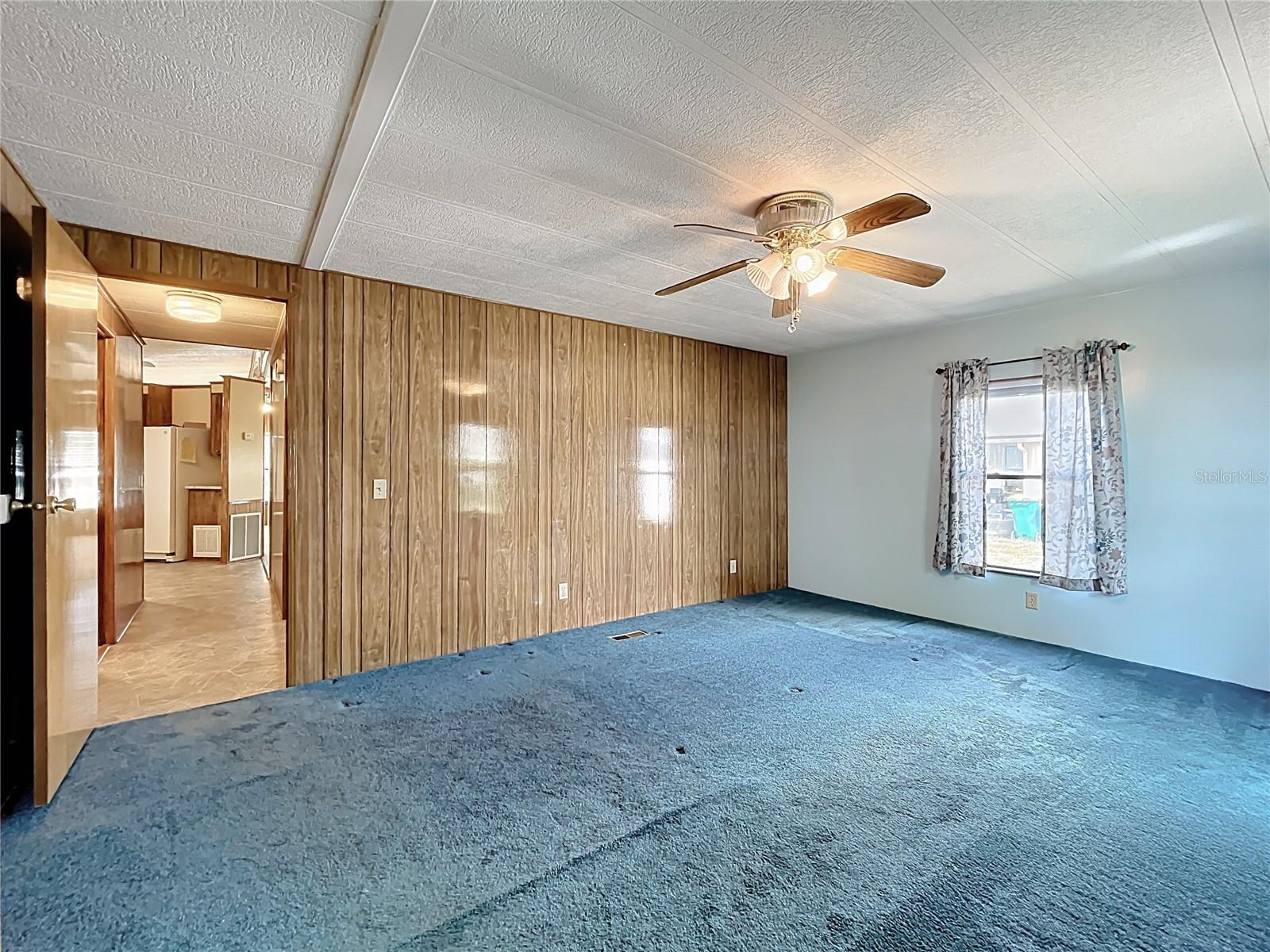 LAKE FRANCES ESTATE - Residential